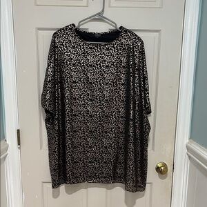 Women’s Shimmer Boxy Blouse Gold/Black Plus Size